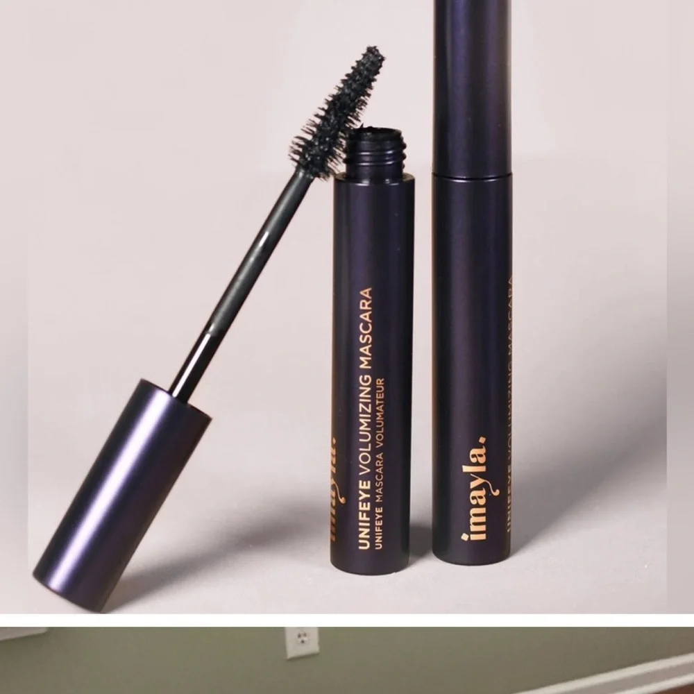 Imayla Black Volumizing Mascara New
